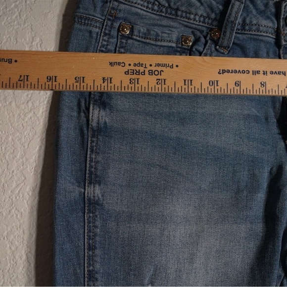 7 for all Mankind Women’s Jeans Distressed Capris Ankle Cooped Denim Size 4 - Picture 13 of 13